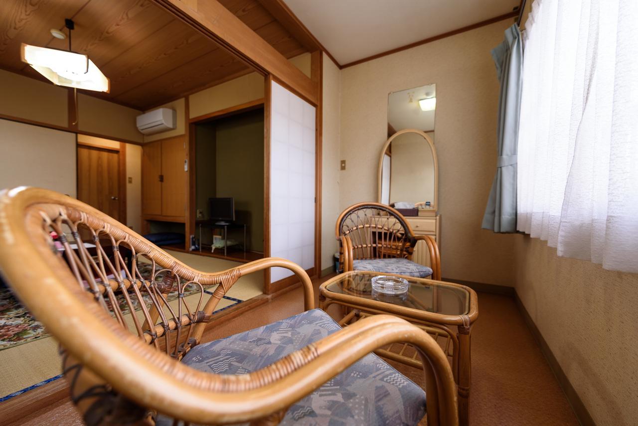 Yufuin Onsen Oyado Jinnouchi Exterior foto